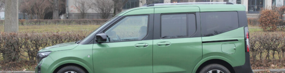 Тест-драйв Ford Tourneo Courier: сімейний мінівен у сучасній інтерпретації