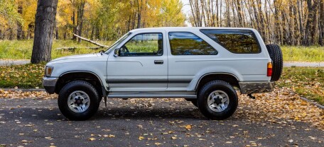 Редкий Toyota 4Runner 1991 года на аукционе Bring a Trailer