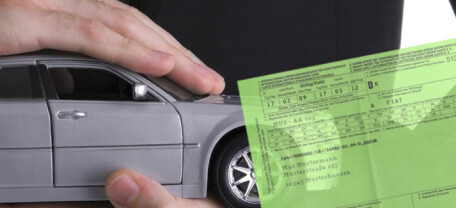 Попит на «Зелену картку» знижується: українці рідше страхують авто для поїздок за кордон