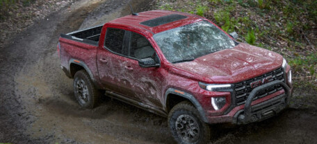 GMC может вернуть легендарный Jimmy: новый внедорожник готовят с V8
