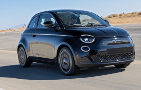 Fiat планує розширити модельний ряд – у гру може повернутись гібридна версія 500