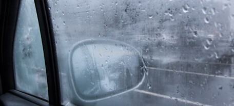 Як запобігти конденсату в салоні авто: прості та доступні способи