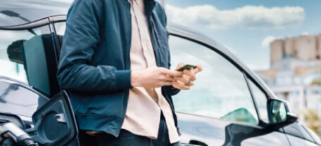 Украинцы ввезли 26 тысяч подержанных авто в октябре: электромобили заняли более половины рынка