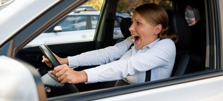 Отказ тормозов на ходу: инструктор объяснил, как безопасно остановить автомобиль и избежать ДТП