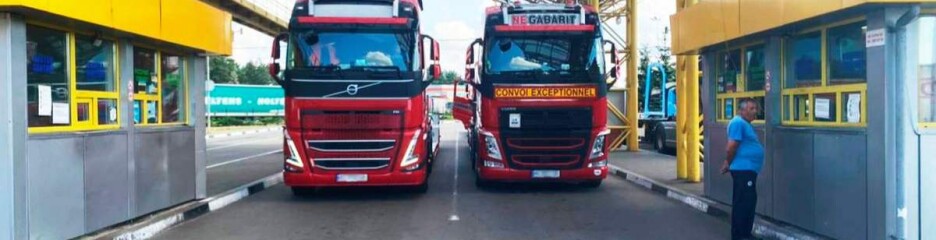 Вантажівки застрягли на кордоні до Польщі на декілька годин: що стало причиною