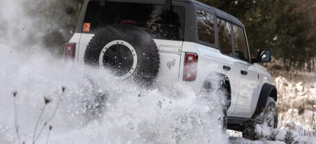 Ford відкликає майже 150,000 автомобілів Bronco через проблему з підвіскою