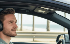 Музика за кермом: як улюблені треки впливають на безпеку водіння і чому новачкам варто бути обережними