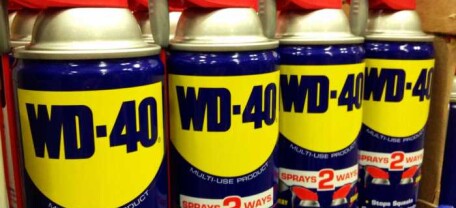 Чому WD-40 може пошкодити ваш автомобіль: важливі поради для водіїв