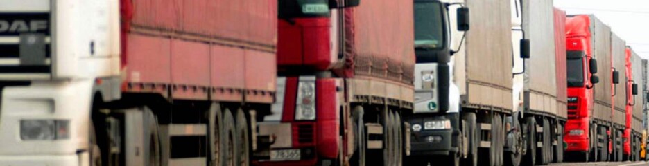 єЧерга для вантажівок на кордоні Україна-Польща