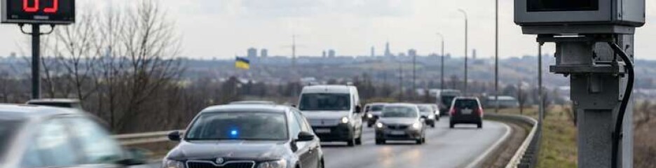 Понад 800 штрафів за день: «фантоми» почали масово фіксувати порушників у Києві та області