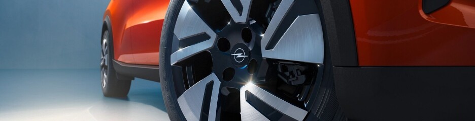 В Україні стартували продажі нового Opel Frontera з гібридним двигуном