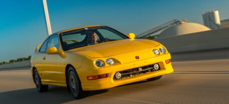 Рідкісний Acura Integra Type R з мінімальним пробігом може побити рекорди на аукціоні