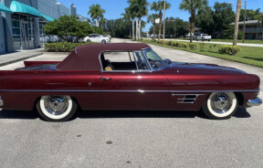 Легендарний 1958 Dual-Ghia: рідкісний конвертований автомобіль Rat Pack на аукціоні