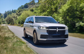 Lincoln представив оновлений позашляховик Navigator 2025 року