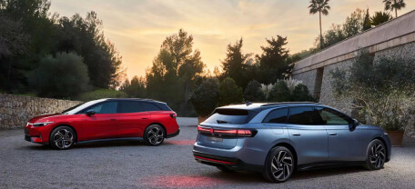 Volkswagen обогнал Tesla на европейском рынке электромобилей: почему бренд Илона Маска теряет позиции