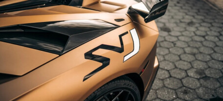 Що означає SV на Lamborghini: історія двох літер, що стали символом швидкості та статусу