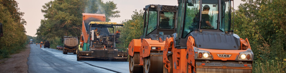 Уряд виділив 2,39 мільярда гривень на відновлення доріг місцевого значення для потреб ЗСУ