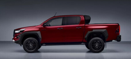 Toyota намекает на расширение линейки Hilux и возможное возвращение GR Sport: что известно сейчас