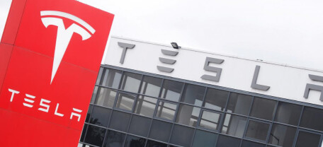 Вице-президент Tesla Радж Джеганнатан покидает компанию на фоне падения продаж