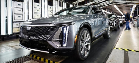 GM подтвердила выпуск электрических пикапов на фоне паузы конкурентов