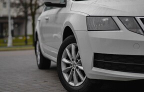 Украинцам в Чехии придется полностью легализовать свои автомобили после перехода на специальное разрешение (ZDP)