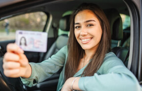 Как получить водительские права в США: пошаговая инструкция для новоприбывших