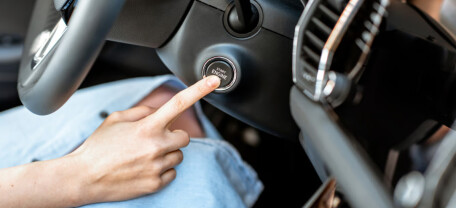 Система Start-Stop в современных автомобилях: действительно ли она экономит топливо и влияет ли на ресурс двигателя