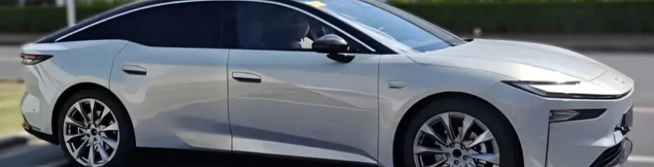 Toyota выводит на рынок новый электрический седан bZ7 с запасом хода до 710 км