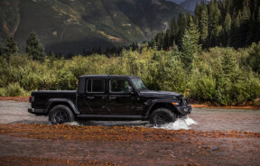 Потужний пікап Jeep Gladiator 2025