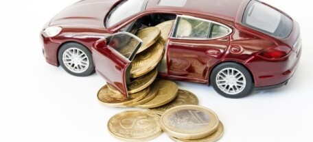Як нараховується транспортний податок, якщо купівля та реєстрація авто у різні місяці