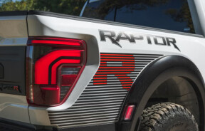 Ford F-150 Raptor R 2024: Справжній король бездоріжжя