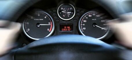 Как проверить реальный пробег автомобиля перед покупкой