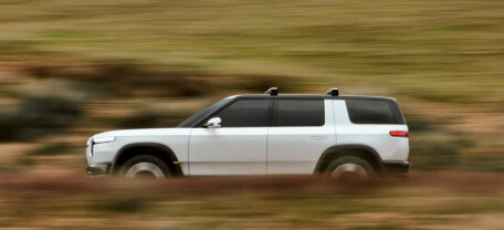 Электрический кроссовер Rivian R2 выйдет в 2026 году по цене от $45 000