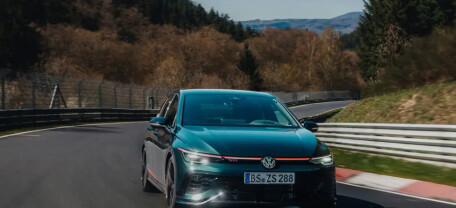 Volkswagen установил рекорд на Нюрбургринге: Golf GTI EDITION 50 стал самым быстрым переднеприводным автомобилем