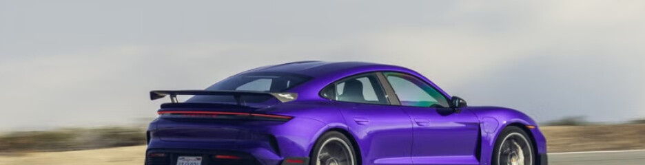 Porsche Taycan Turbo GT Weissach 2025: найшвидший електрокар серед суперників