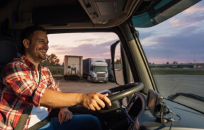 Водіям заборонили спати у кабінах: нові європейські правила праці в Україні з 26 липня 2026