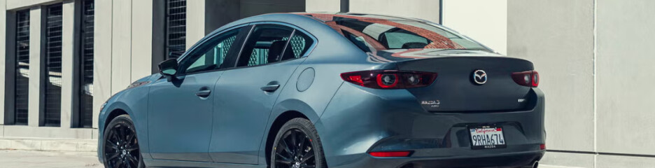 2025 Mazda 3 Carbon Edition: Доступный вариант с полным приводом