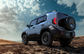 Toyota представила компактный Land Cruiser FJ, но в США он не появится