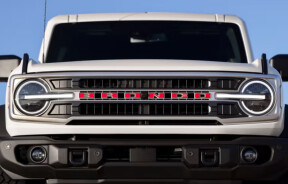 Ford Bronco отмечает 60-летие новой ретро-версией в 2026 году