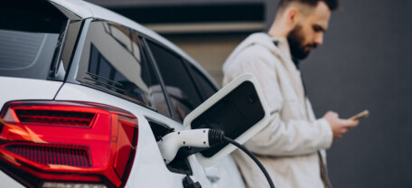 Повернення ПДВ на електромобілі: як зміниться ринок, ціни та імпорт у 2026 році