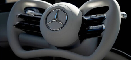 Mercedes-Benz готує революцію в керуванні: електрокари отримають «кермо-джойстик»