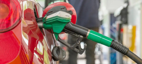 З 1 січня в Україні зростуть акцизи на пальне: як зміняться ціни на бензин, дизель і газ
