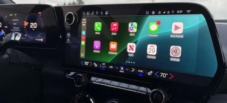 General Motors відмовляється від Apple CarPlay та Android Auto