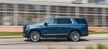 Тест-драйв GMC Yukon Denali 2025: майже Escalade, але дешевше
