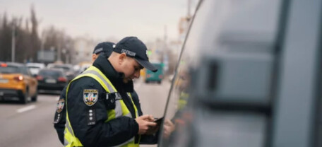 Как оспорить штраф за нарушение ПДД в 2026 году: пошаговая инструкция для водителей