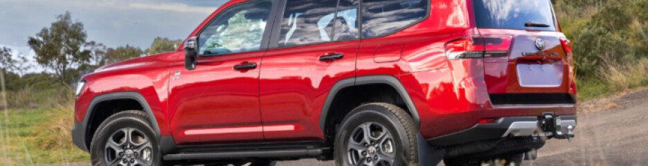 Гибридный Toyota Land Cruiser 300 выходит на новые рынки: расширение географии продаж